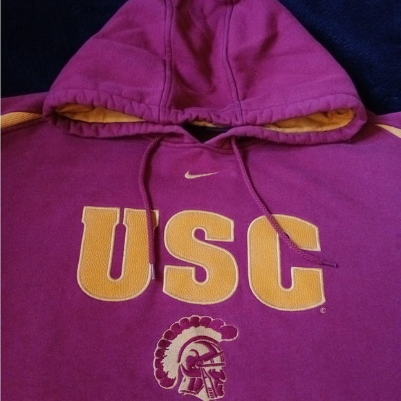 -Vintage USC Trojans Nike Hoodie
-Size XXL - Picture 3 of 6